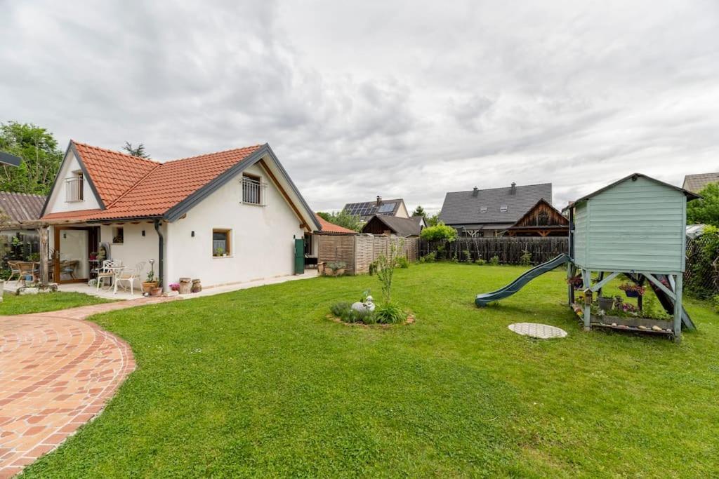 Idyllic Holiday Home - Relaxation Place Leibnitz Esterno foto